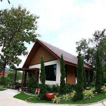 Silver Garden Resort Suan Phueng Dış mekan fotoğraf